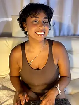Snapshot of SamaraDesire chatting on 9, 7, 2026 SamaraDesire online show from 9, 7, 2026