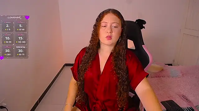 Snapshot of natural_ginger5 chatting on 21, 4, 2026 natural ginger5 online show from 21, 4, 2026