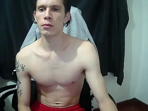 Snapshot of crixus11111 chatting on 19, 4, 2026 crixus11111 online show from 19, 4, 2026