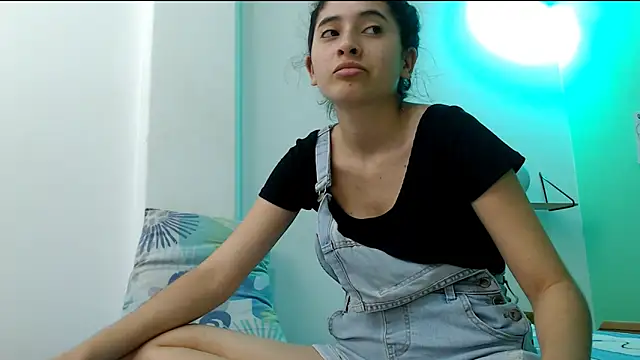 Snapshot of katywild20 chatting on 23, 3, 2026 katywild20 online show from 23, 3, 2026