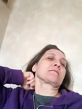 Snapshot of KatieLove133 chatting on 13, 4, 2026 KatieLove133 online show from 13, 4, 2026