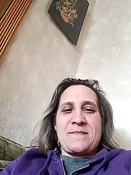 Snapshot of KatieLove133 chatting on 27, 4, 2026 KatieLove133 online show from 27, 4, 2026