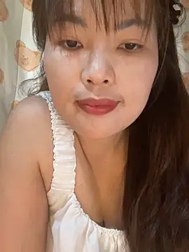 Snapshot of Milik-1022 chatting on 2, 4, 2026 Milik-1022 online show from 2, 4, 2026