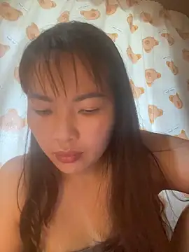 Snapshot of Milik-1022 chatting on 21, 4, 2026 Milik-1022 online show from 21, 4, 2026