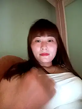 Snapshot of Lucxy-ki6 chatting on 3, 4, 2026 Lucxy-ki6 online show from 3, 4, 2026