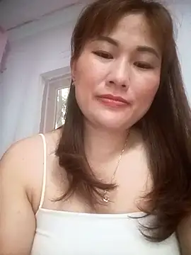 Snapshot of Lucxy-ki6 chatting on 19, 4, 2026 Lucxy-ki6 online show from 19, 4, 2026