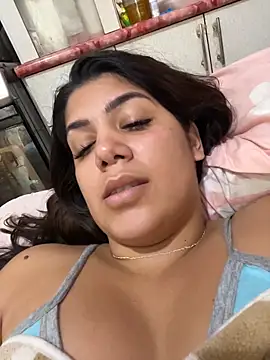 Snapshot of Hopeluna chatting on 15, 4, 2026 Hopeluna online show from 15, 4, 2026