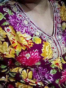 Snapshot of Gujju_bhabhi69 chatting on 28, 3, 2026 Gujju bhabhi69 online show from 28, 3, 2026