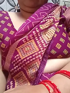 Snapshot of Gujju_bhabhi69 chatting on 2, 4, 2026 Gujju bhabhi69 online show from 2, 4, 2026