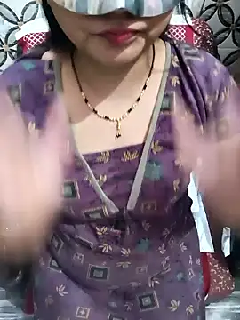 Snapshot of Gujju_bhabhi69 chatting on 13, 4, 2026 Gujju bhabhi69 online show from 13, 4, 2026