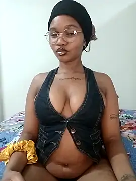 Snapshot of Hotsexyberry222 chatting on 25, 3, 2026 Hotsexyberry222 online show from 25, 3, 2026