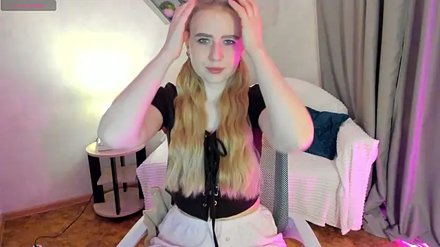 Snapshot of Shiny_Liss chatting on 21, 3, 2026 Shiny Liss online show from 21, 3, 2026