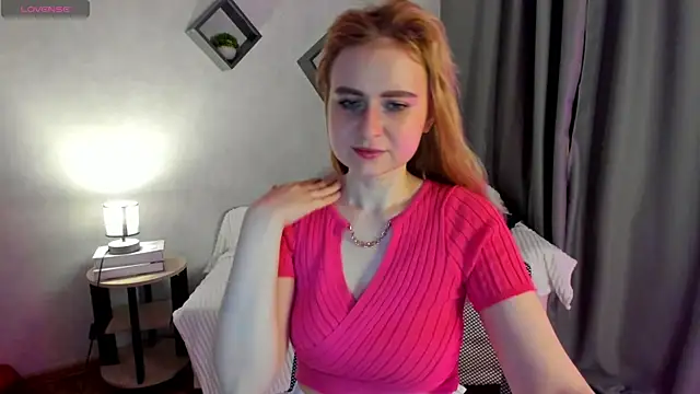 Snapshot of Shiny_Liss chatting on 3, 4, 2026 Shiny Liss online show from 3, 4, 2026