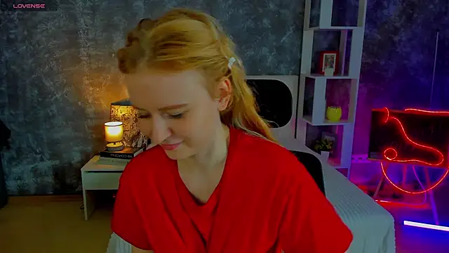 Snapshot of Shiny_Liss chatting on 23, 4, 2026 Shiny Liss online show from 23, 4, 2026