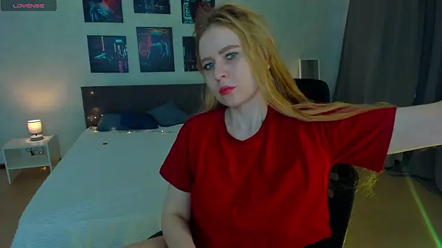Snapshot of Shiny_Liss chatting on 28, 4, 2026 Shiny Liss online show from 28, 4, 2026