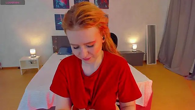 Snapshot of Shiny_Liss chatting on 28, 4, 2026 Shiny Liss online show from 28, 4, 2026