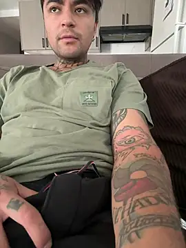 Snapshot of mattvrgg chatting on 12, 4, 2026 mattvrgg online show from 12, 4, 2026