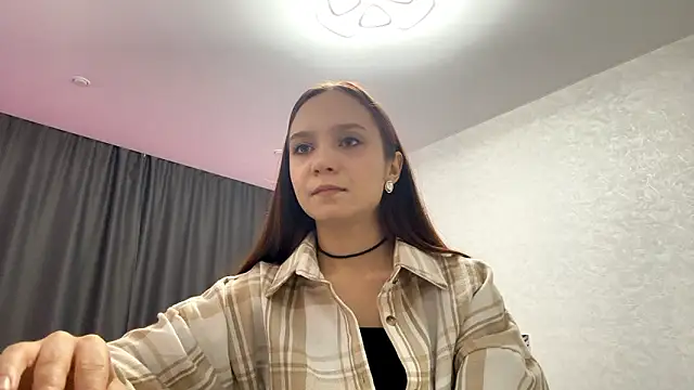 Snapshot of Marymeka chatting on 17, 3, 2026 Marymeka online show from 17, 3, 2026
