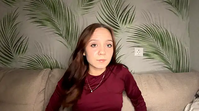 Snapshot of Marymeka chatting on 10, 4, 2026 Marymeka online show from 10, 4, 2026