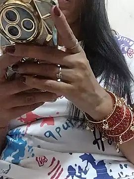 Snapshot of Noor_Sexy02 chatting on 5, 4, 2026 Noor Sexy02 online show from 5, 4, 2026