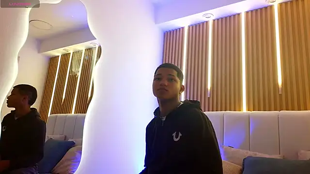 Snapshot of Kelvin_Josue chatting on 27, 7, 2026 Kelvin Josue online show from 27, 7, 2026