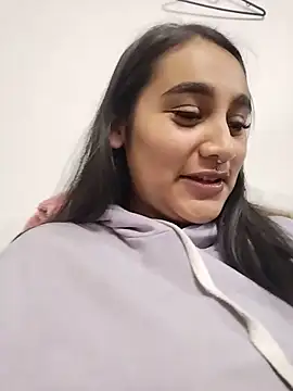 Snapshot of Mia_skyy18 chatting on 15, 5, 2026 Mia skyy18 online show from 15, 5, 2026