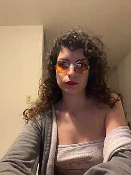 Snapshot of conejita000 chatting on 25, 3, 2026 conejita000 online show from 25, 3, 2026