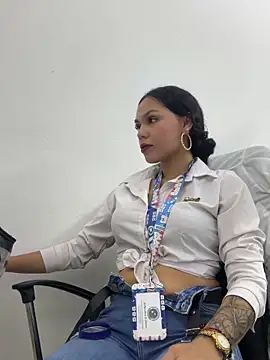 Snapshot of daniela-sexy chatting on 4, 4, 2026 daniela-sexy online show from 4, 4, 2026
