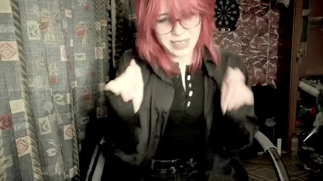Snapshot of whiny_emo_boi chatting on 30, 4, 2026 whiny emo boi online show from 30, 4, 2026