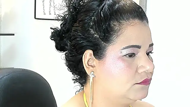 Snapshot of MAYTE1096 chatting on 7, 7, 2026 MAYTE1096 online show from 7, 7, 2026