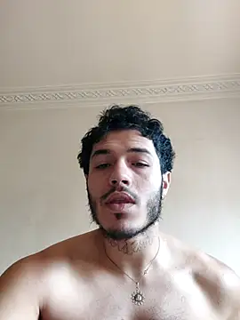 Snapshot of Thewildaliii0 chatting on 29, 4, 2026 Thewildaliii0 online show from 29, 4, 2026