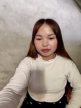 Snapshot of Mina_xYx chatting on 6, 4, 2026 Mina xYx online show from 6, 4, 2026