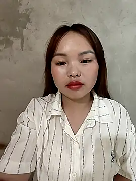 Snapshot of Mina_xYx chatting on 19, 4, 2026 Mina xYx online show from 19, 4, 2026