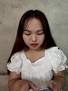 Snapshot of Mina_xYx chatting on 25, 4, 2026 Mina xYx online show from 25, 4, 2026