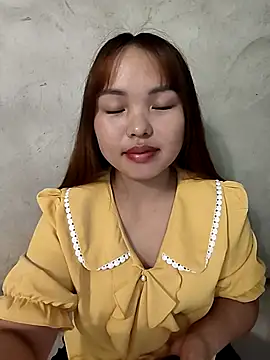 Snapshot of Mina_xYx chatting on 4, 5, 2026 Mina xYx online show from 4, 5, 2026