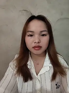 Snapshot of Mina_xYx chatting on 23, 6, 2026 Mina xYx online show from 23, 6, 2026