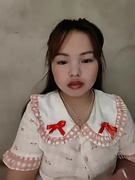Snapshot of Mina_xYx chatting on 7, 7, 2026 Mina xYx online show from 7, 7, 2026
