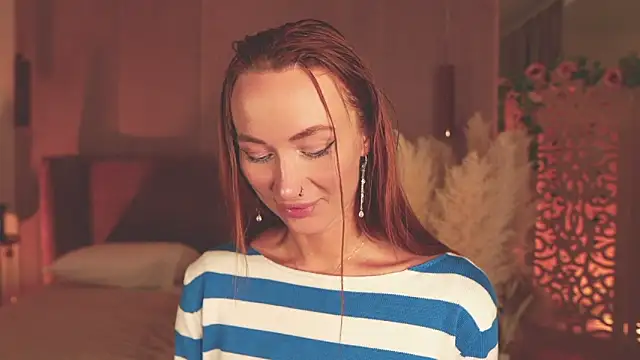 Snapshot of SerenaWest_ chatting on 13, 4, 2026 SerenaWest online show from 13, 4, 2026