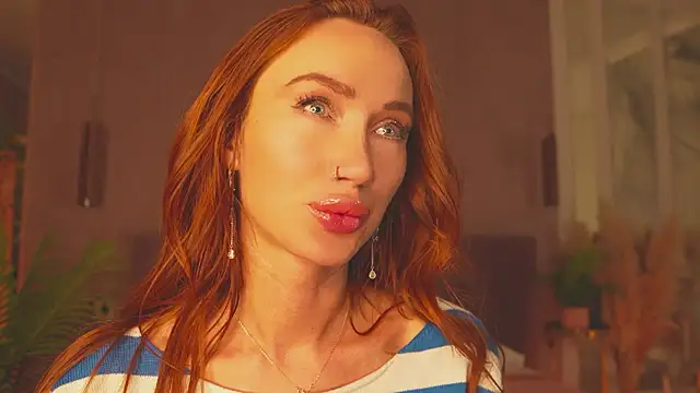 Snapshot of SerenaWest_ chatting on 17, 4, 2026 SerenaWest online show from 17, 4, 2026