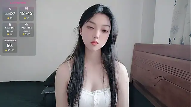 Snapshot of oblakitty_ chatting on 9, 4, 2026 oblakitty online show from 9, 4, 2026