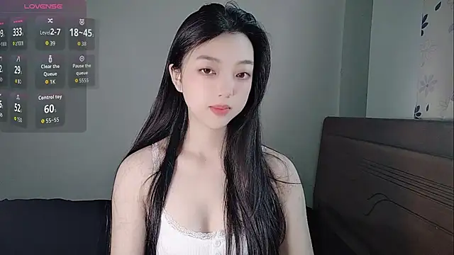 Snapshot of oblakitty_ chatting on 24, 4, 2026 oblakitty online show from 24, 4, 2026