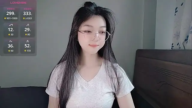 Snapshot of oblakitty_ chatting on 26, 4, 2026 oblakitty online show from 26, 4, 2026