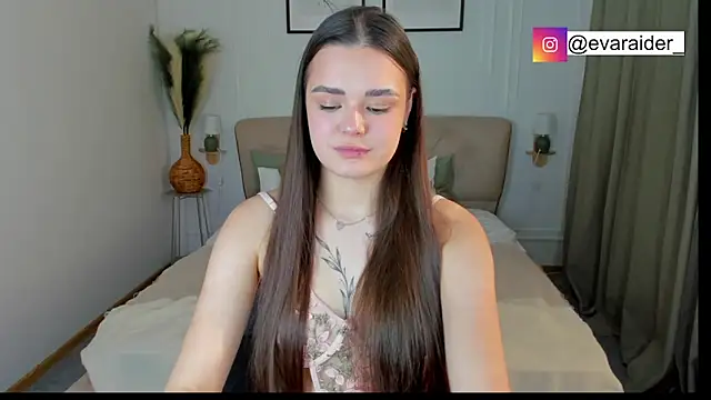 Snapshot of EvaRaider chatting on 30, 3, 2026 EvaRaider online show from 30, 3, 2026