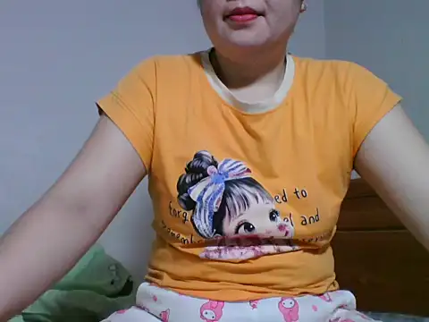 Snapshot of Tits28-2 chatting on 21, 5, 2026 Tits28-2 online show from 21, 5, 2026