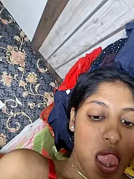 Snapshot of Pari_lovers chatting on 12, 4, 2026 Pari lovers online show from 12, 4, 2026