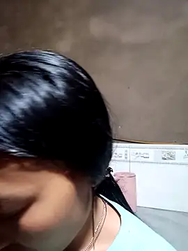 Snapshot of Leiley_98 chatting on 19, 4, 2026 Leiley 98 online show from 19, 4, 2026