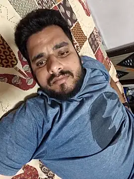 Snapshot of shubham19988 chatting on 19, 5, 2026 shubham19988 online show from 19, 5, 2026