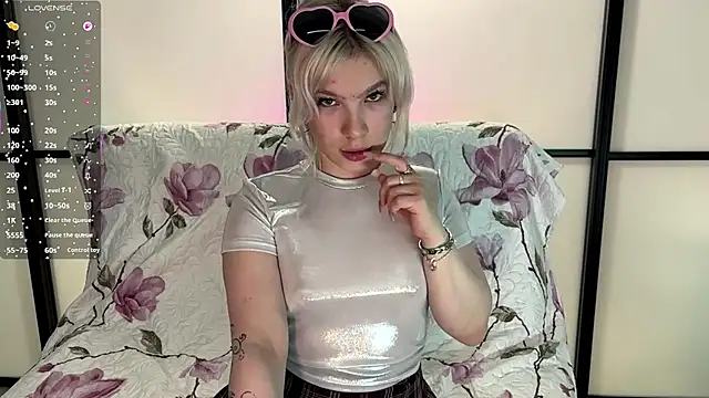 Snapshot of NerissaDeloria chatting on 20, 3, 2026 NerissaDeloria online show from 20, 3, 2026