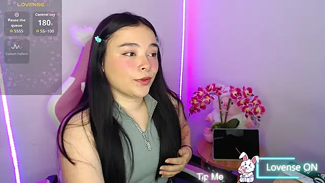 Snapshot of Nahia_Brm chatting on 1, 4, 2026 Nahia Brm online show from 1, 4, 2026