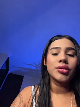 Snapshot of AlisonBeltran1 chatting on 19, 6, 2026 AlisonBeltran1 online show from 19, 6, 2026